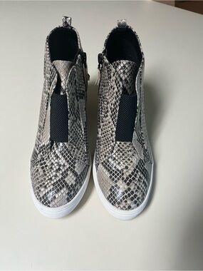 MIA Snake-Print Slip-On Sneakers - Black, White, Gray